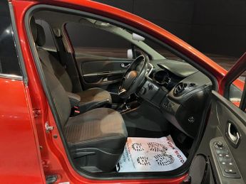 RENAULT CLIO 1.5 dCi Dynamique S MediaNav Hatchback 5dr Diesel EDC Euro 5 (90