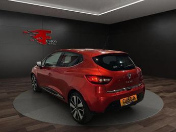 RENAULT CLIO 1.5 dCi Dynamique S MediaNav Hatchback 5dr Diesel EDC Euro 5 (90
