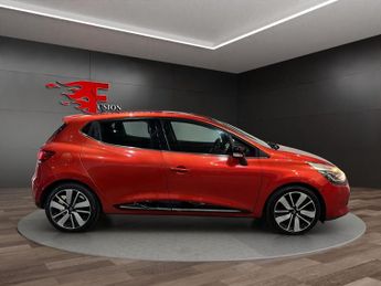RENAULT CLIO 1.5 dCi Dynamique S MediaNav Hatchback 5dr Diesel EDC Euro 5 (90