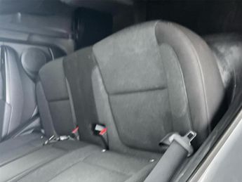 HYUNDAI KONA 64kWh Premium SUV 5dr Electric Auto (10.5kW Charger) (204 ps)