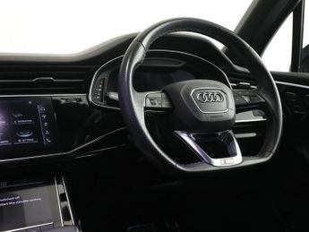 AUDI Q7 3.0 TFSI V6 55 Black Edition SUV 5dr Petrol Tiptronic quattro Eu