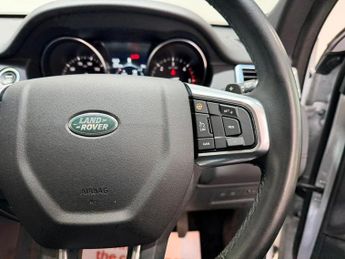 LAND ROVER DISCOVERY SPORT 2.0 TD4 Landmark SUV 5dr Diesel Auto 4WD Euro 6 (s/s) (180 ps)