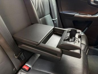 VOLVO XC60 2.0 D4 R-Design Lux Nav SUV 5dr Diesel Auto Euro 6 (s/s) (190 ps