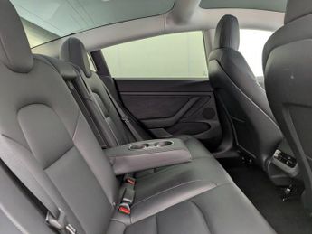 TESLA Model 3 (Dual Motor) Long Range Saloon 4dr Electric Auto 4WDE (346 ps)
