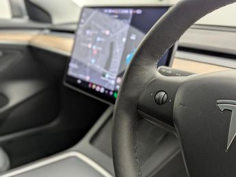 TESLA Model 3 (Dual Motor) Long Range Saloon 4dr Electric Auto 4WDE (346 ps)