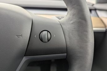 TESLA Model 3 (Dual Motor) Long Range Saloon 4dr Electric Auto 4WDE (346 ps)