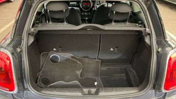 MINI HATCH 2.0 Cooper SD Hatchback 3dr Diesel Manual Euro 6 (s/s) (170 ps) 