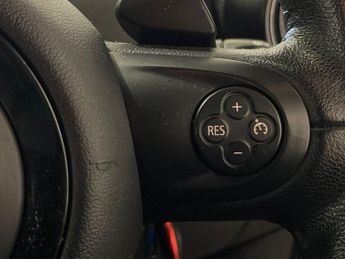 MINI COOPER 1.6 Cooper S SUV 3dr Petrol Auto Euro 5 (184 ps)