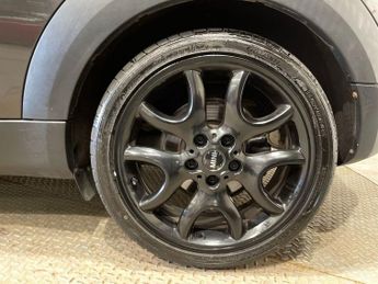 MINI COOPER 1.6 Cooper S SUV 3dr Petrol Auto Euro 5 (184 ps)