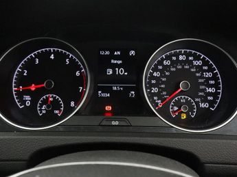 VOLKSWAGEN GOLF 1.5 TSI EVO Match Edition Hatchback 5dr Petrol Manual Euro 6 (s/