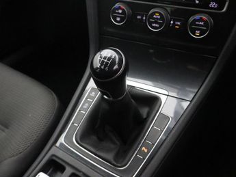 VOLKSWAGEN GOLF 1.5 TSI EVO Match Edition Hatchback 5dr Petrol Manual Euro 6 (s/