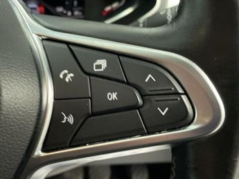 RENAULT CAPTUR 1.3 TCe S Edition SUV 5dr Petrol Manual Euro 6 (s/s) (130 ps) - 
