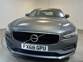 VOLVO S90 2.0 D4 Momentum Saloon 4dr Diesel Auto Euro 6 (s/s) (190 ps)