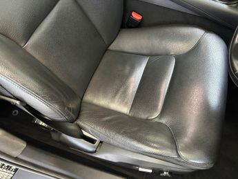 VOLVO S90 2.0 D4 Momentum Saloon 4dr Diesel Auto Euro 6 (s/s) (190 ps)