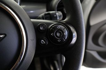 MINI HATCH 1.5 Cooper Classic Hatchback 5dr Petrol Steptronic Euro 6 (s/s) 