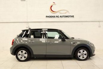 MINI HATCH 1.5 Cooper Classic Hatchback 5dr Petrol Steptronic Euro 6 (s/s) 