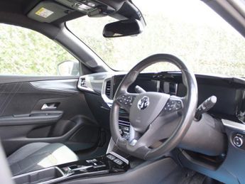 VAUXHALL MOKKA ELECTRIC 50kWh Ultimate SUV 5dr Electric Auto (136 ps)