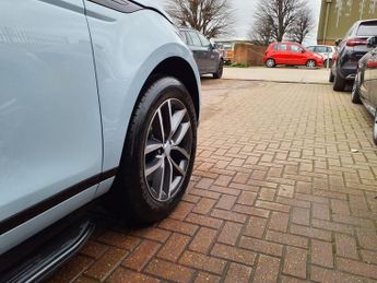 LAND ROVER RANGE ROVER EVOQUE 2.0 D200 MHEV Dynamic SE SUV 5dr Diesel Auto 4WD Euro 6 (s/s) (2