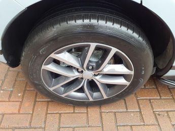 LAND ROVER RANGE ROVER EVOQUE 2.0 D200 MHEV Dynamic SE SUV 5dr Diesel Auto 4WD Euro 6 (s/s) (2