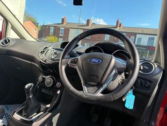 FORD FIESTA 1.25 Zetec Hatchback 3dr Petrol Manual Euro 5 (82 ps)