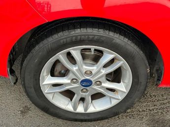 FORD FIESTA 1.25 Zetec Hatchback 3dr Petrol Manual Euro 5 (82 ps)