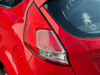 FORD FIESTA 1.25 Zetec Hatchback 3dr Petrol Manual Euro 5 (82 ps)