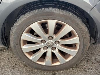 VAUXHALL ASTRA 2.0 CDTi ecoFLEX Elite Hatchback 5dr Diesel Manual Euro 5 (s/s) 