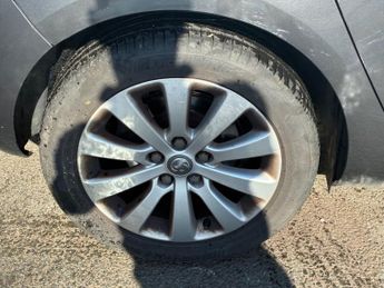 VAUXHALL ASTRA 2.0 CDTi ecoFLEX Elite Hatchback 5dr Diesel Manual Euro 5 (s/s) 