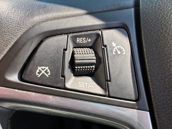 VAUXHALL ASTRA 2.0 CDTi ecoFLEX Elite Hatchback 5dr Diesel Manual Euro 5 (s/s) 