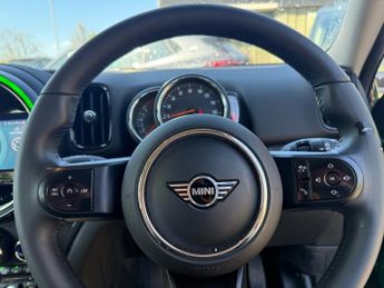 MINI COUNTRYMAN 1.5 Cooper Classic SUV 5dr Petrol Steptronic Euro 6 (s/s) (136 p