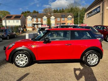 MINI HATCH 1.5 One Hatchback 3dr Petrol Steptronic Euro 6 (s/s) (102 ps)