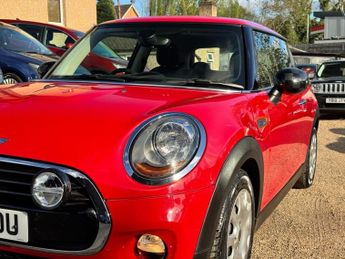 MINI HATCH 1.5 One Hatchback 3dr Petrol Steptronic Euro 6 (s/s) (102 ps)