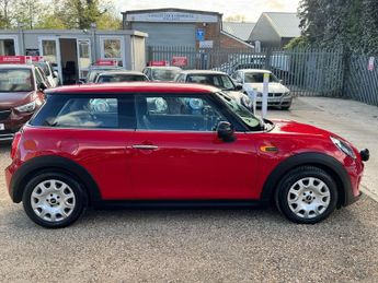 MINI HATCH 1.5 One Hatchback 3dr Petrol Steptronic Euro 6 (s/s) (102 ps)