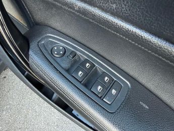 BMW 1 SERIES 1.5 118i GPF M Sport Shadow Edition Hatchback 5dr Petrol Auto Eu