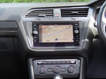 VOLKSWAGEN TIGUAN ALLSPACE 2.0 TDI SEL DSG Euro 6 (s/s) 5dr