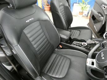 KIA SPORTAGE 1.6 h T-GDi GT-Line S SUV 5dr Petrol Hybrid Auto Euro 6 (s/s) (2