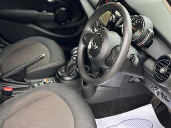 MINI HATCH 1.5 Cooper Hatchback 5dr Petrol Auto Euro 6 (s/s) (136 ps)
