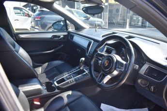 PORSCHE MACAN 3.0 TD V6 S SUV 5dr Diesel PDK 4WD Euro 6 (s/s) (258 ps)