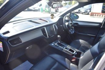 PORSCHE MACAN 3.0 TD V6 S SUV 5dr Diesel PDK 4WD Euro 6 (s/s) (258 ps)