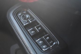 PORSCHE MACAN 3.0 TD V6 S SUV 5dr Diesel PDK 4WD Euro 6 (s/s) (258 ps)