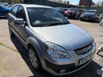 Kia Rio 1.6 Sport Hatchback 5dr Petrol Manual (145 g/km, 110 bhp)