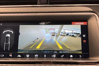 LAND ROVER RANGE ROVER EVOQUE 2.0 D150 MHEV R-Dynamic SUV 5dr Diesel Auto 4WD Euro 6 (s/s) (15