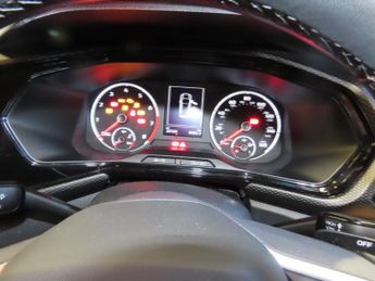 VOLKSWAGEN T-CROSS 1.0 TSI SE SUV 5dr Petrol DSG Euro 6 (s/s) (110 ps)