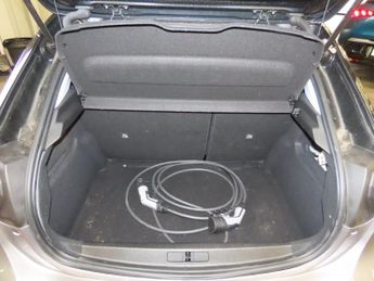 VAUXHALL CORSA-E 50kWh Elite Premium Hatchback 5dr Electric Auto (136 ps)