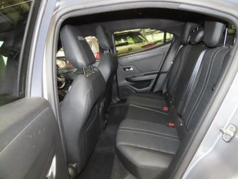 VAUXHALL MOKKA ELECTRIC 50kWh Ultimate SUV 5dr Electric Auto (136 ps)