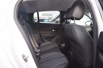 PEUGEOT 208 1.2 PureTech Allure Hatchback 5dr Petrol EAT Euro 6 (s/s) (100 p