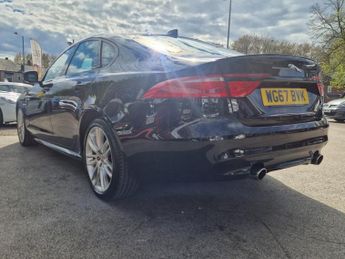 JAGUAR XF 3.0d V6 S Saloon 4dr Diesel Auto Euro 6 (s/s) (300 ps)