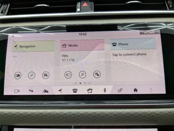 LAND ROVER RANGE ROVER VELAR 2.0 D240 R-Dynamic SE SUV 5dr Diesel Auto 4WD Euro 6 (s/s) (240 