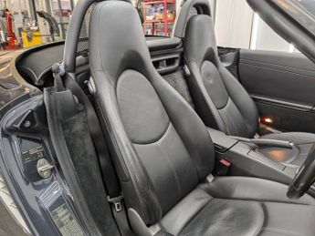 PORSCHE BOXSTER 3.4 987 S Convertible 2dr Petrol Manual (254 g/km, 295 bhp)