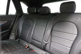 MERCEDES-BENZ GLC 2.1 GLC220d AMG Line (Premium) SUV 5dr Diesel G-Tronic+ 4MATIC E